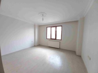Şeref Emlak'tan Gaziosmanpaşa Karlıtepe Kiralık Dubleks Daire 1226468808