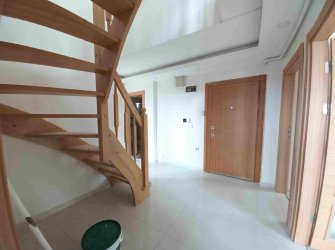 Şeref Emlak'tan Gaziosmanpaşa Karlıtepe Kiralık Dubleks Daire 1226468808