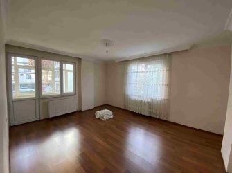 Şeref Emlak'tan Eyüp Esentepe Mahallesinde Satılık Daire 1577038496