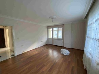 Şeref Emlak'tan Eyüp Esentepe Mahallesinde Satılık Daire 1577038496