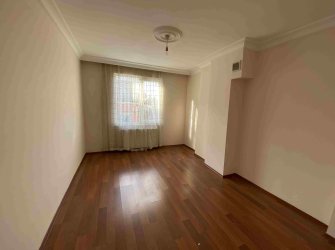 Şeref Emlak'tan Eyüp Esentepe Mahallesinde Satılık Daire 1577038496